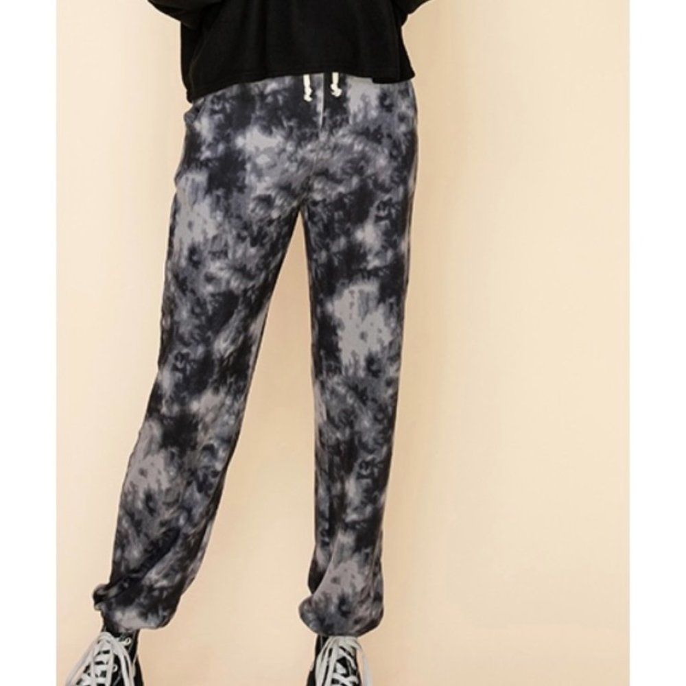 ❌SOLD OUT❌COZY DAY CHARCOAL TYE DYE JOGGERS - Picture 4 of 5